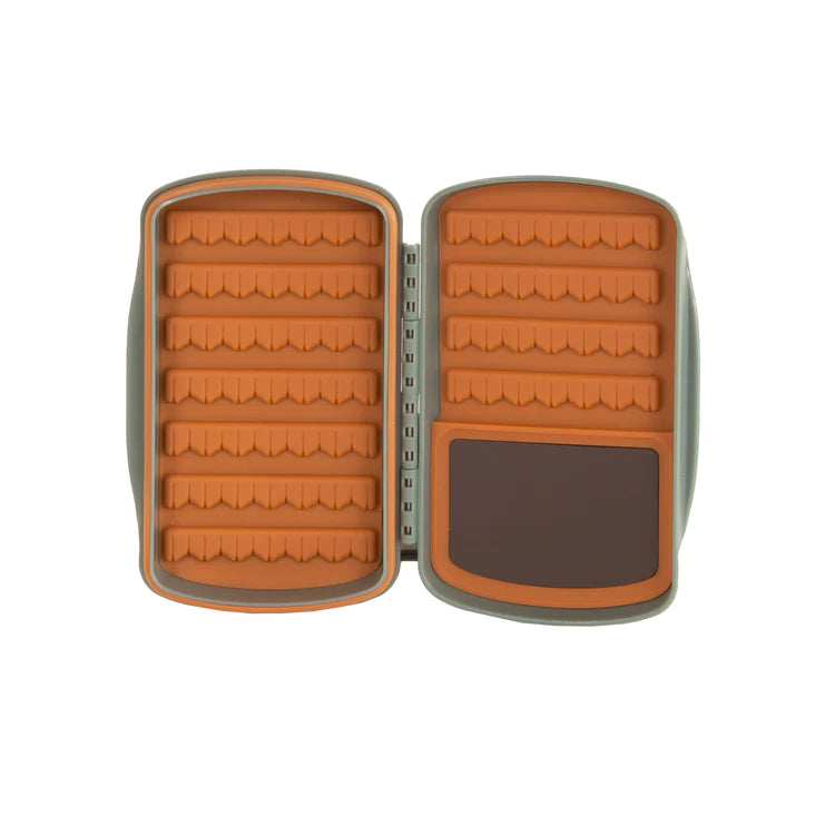 Fishpond Tacky Magpad - Small