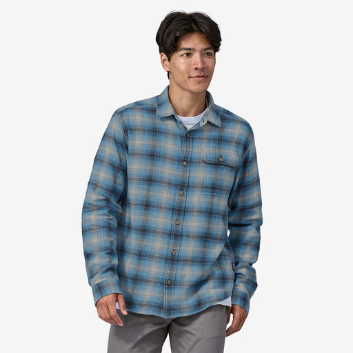 Patagonia Men's Long Sleeved In Conversion Lightweight Fjord Flannel Shirt