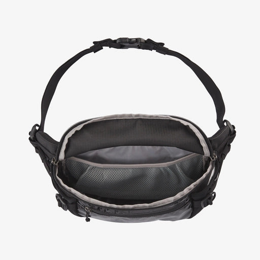 Patagonia black hole waist discount pack 5l black